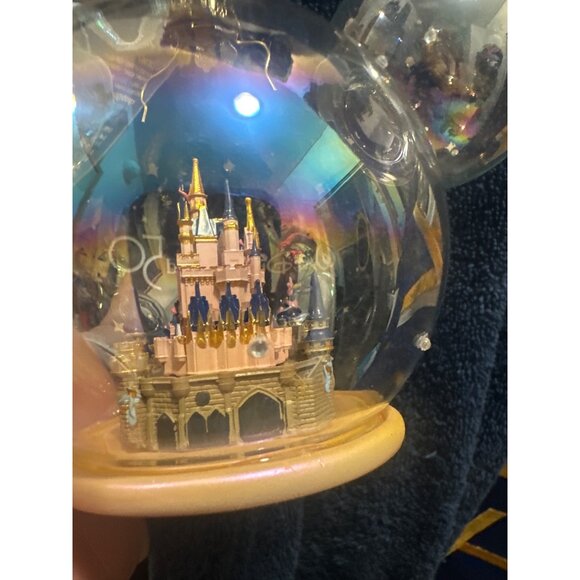 Walt Disney World 50th Anniversary Ornament With Cinderella Castle - Picture 3 of 11
